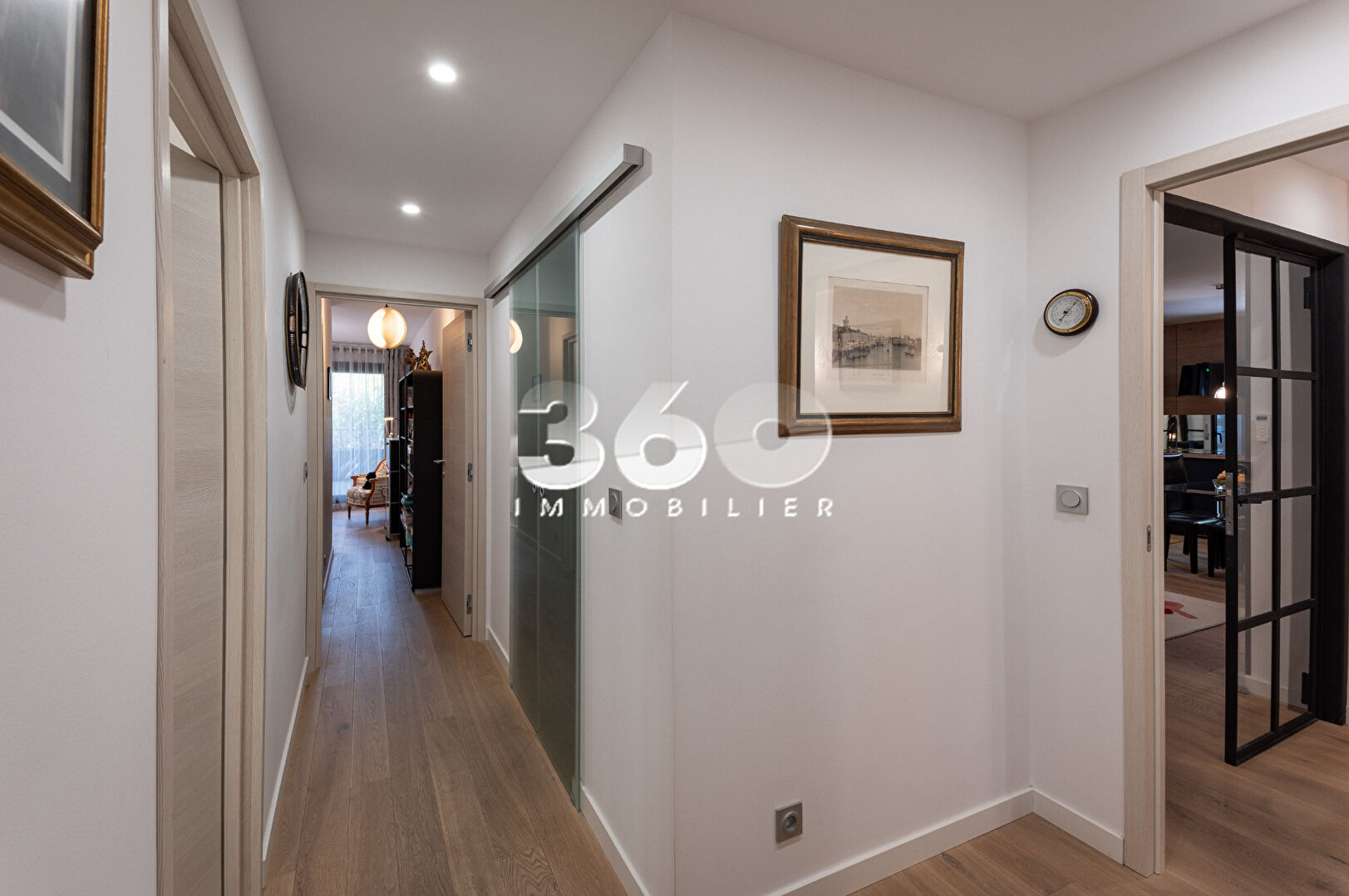 photo T4 en attique -123 m² - Terrasse panoramique 115 m² - Vue lac - Brison-Saint-Innocent 