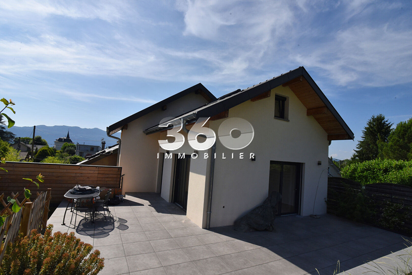 photo Maison mitoyenne entièrement rénovée ? 115 m² ? Jardin & grande terrasse ? Aix-les-Bains 