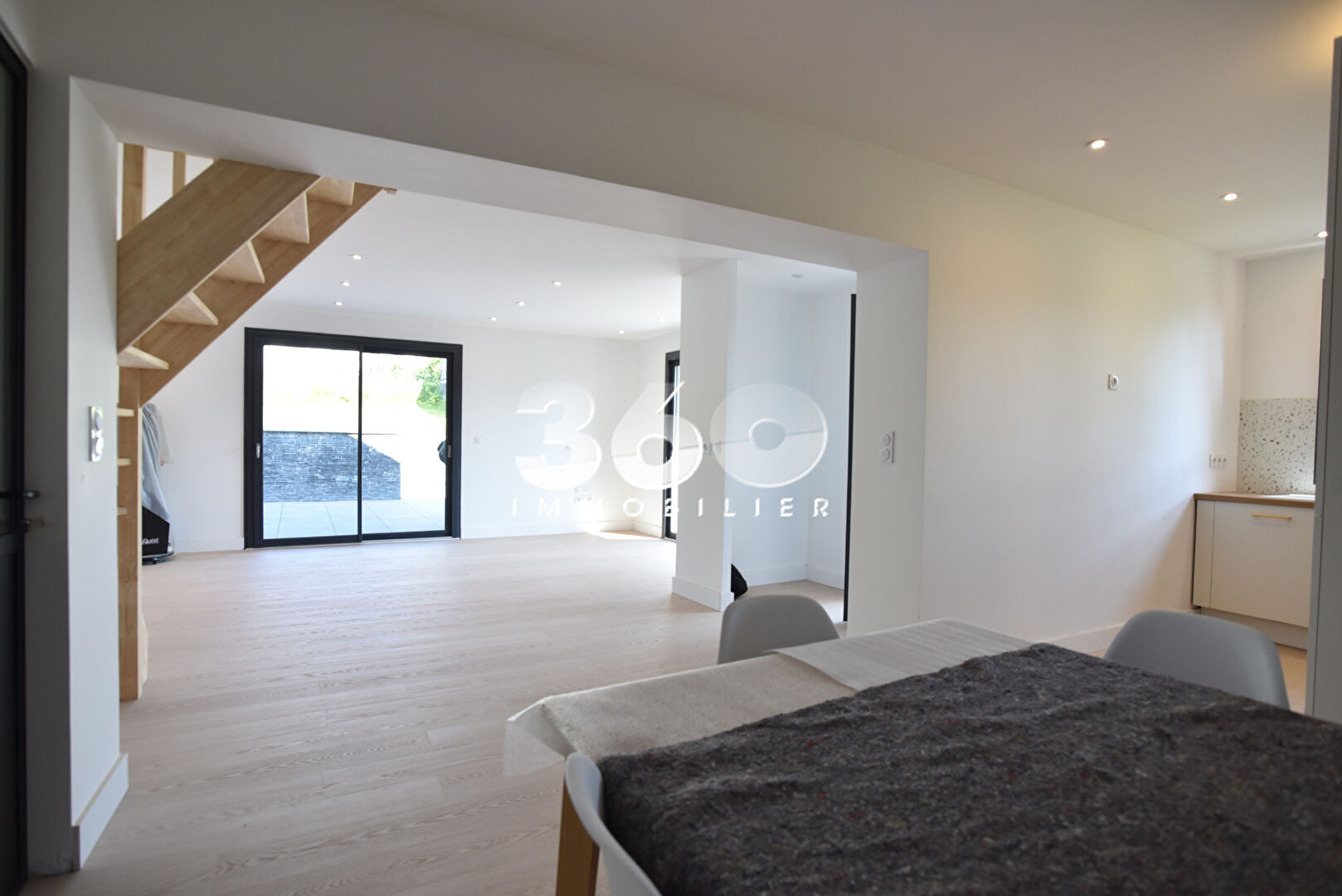 photo Maison mitoyenne entièrement rénovée ? 115 m² ? Jardin & grande terrasse ? Aix-les-Bains 