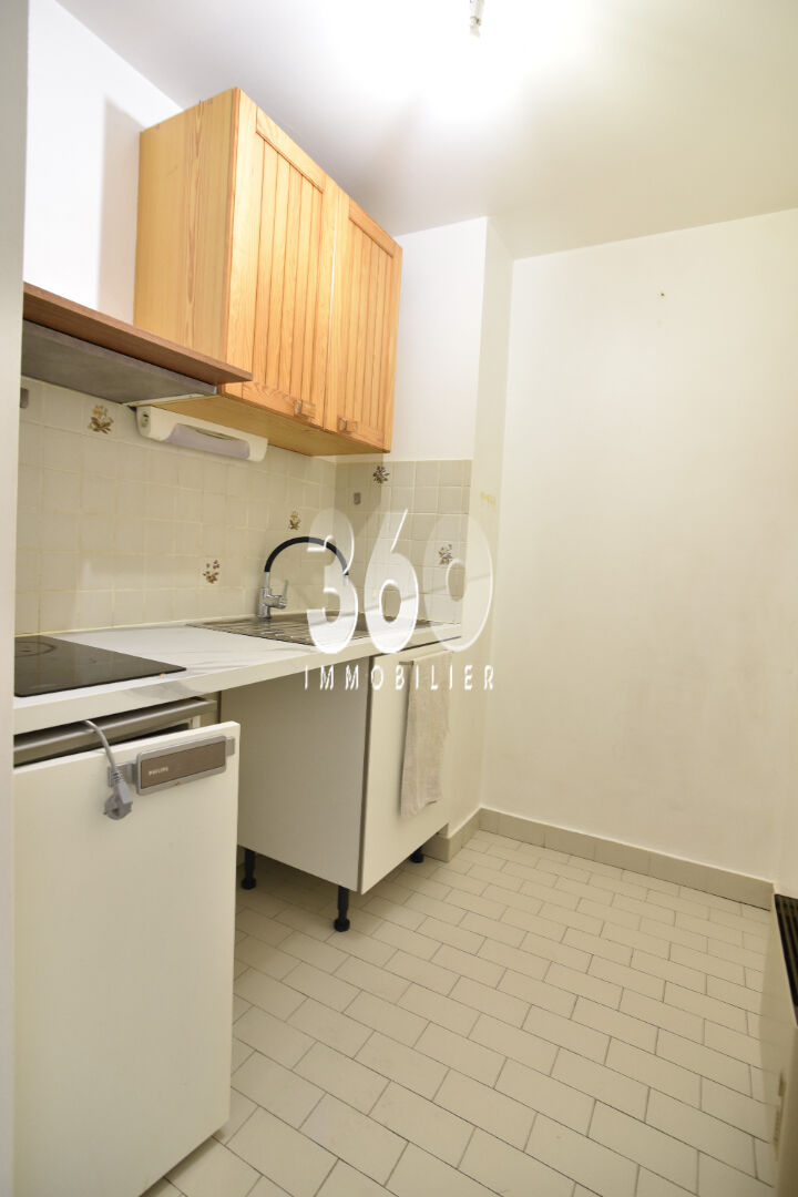 photo Appartement T2 - Emplacement de choix à deux pas du lac ! 