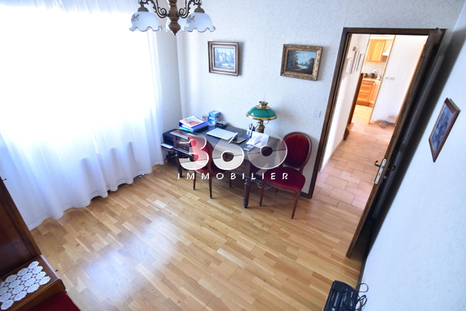 photo Maison 180 m² ? 6 chambres ? Piscine ? Proche CERN 