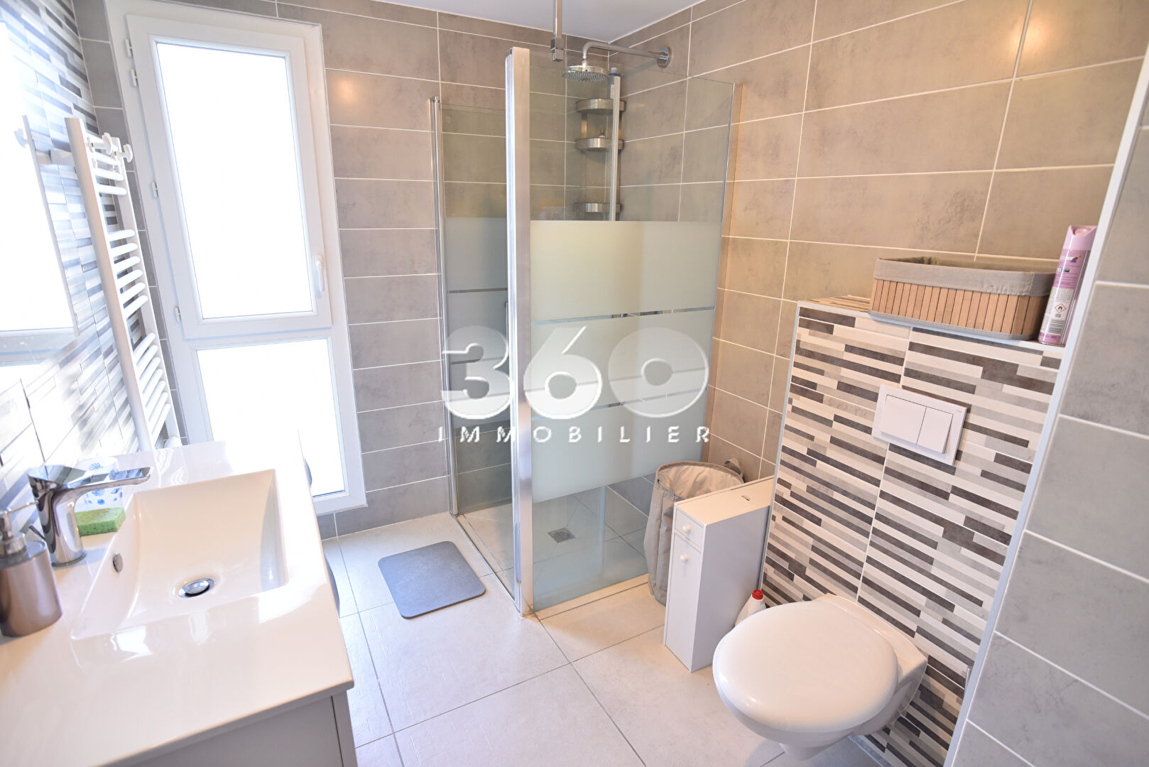 photo Maison contemporaine - Vue panoramique lac - Pugny-Chatenod 